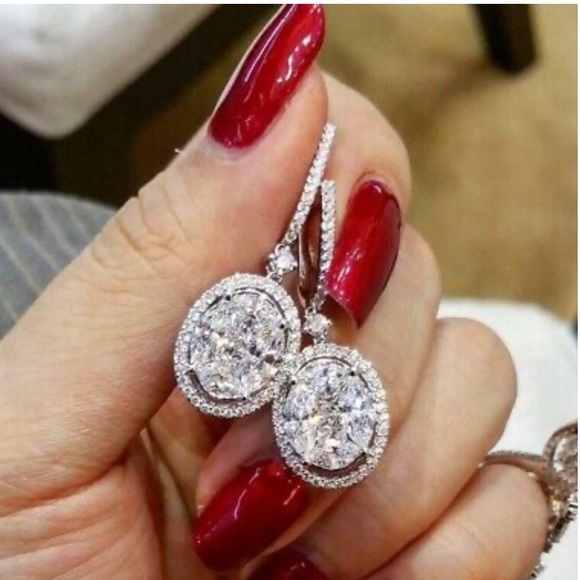 NEW White Gold Plated Earrings - Picture 3 of 4